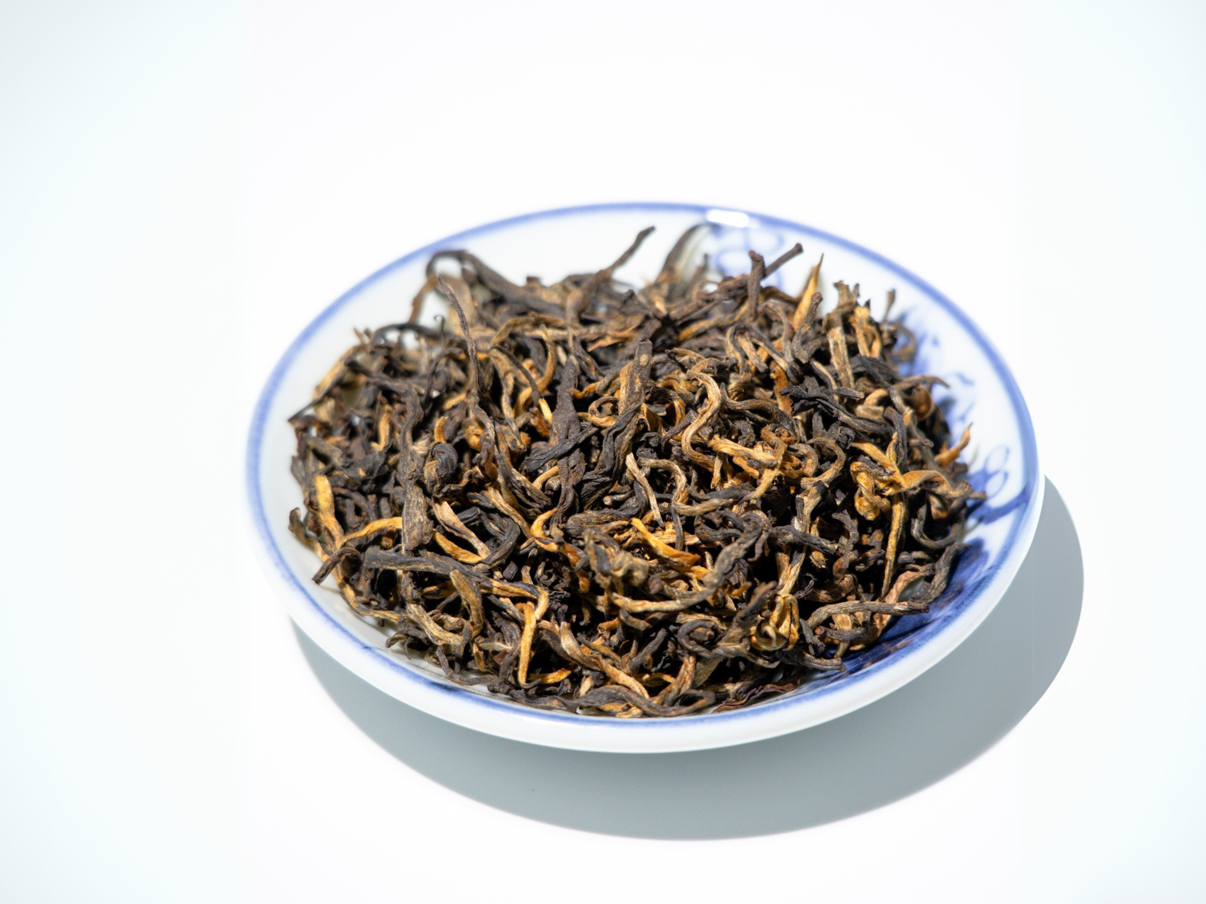 Amber Whisper Yunnan Red Tea (50g Loose Leaf)