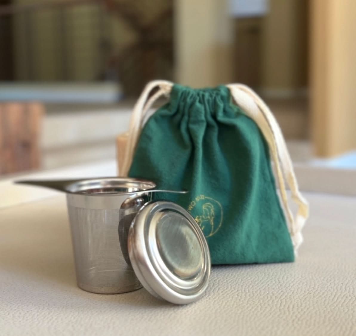 Stainless Steel Mesh Tea Strainer for Mugs & Teapots (Silver or Gold)