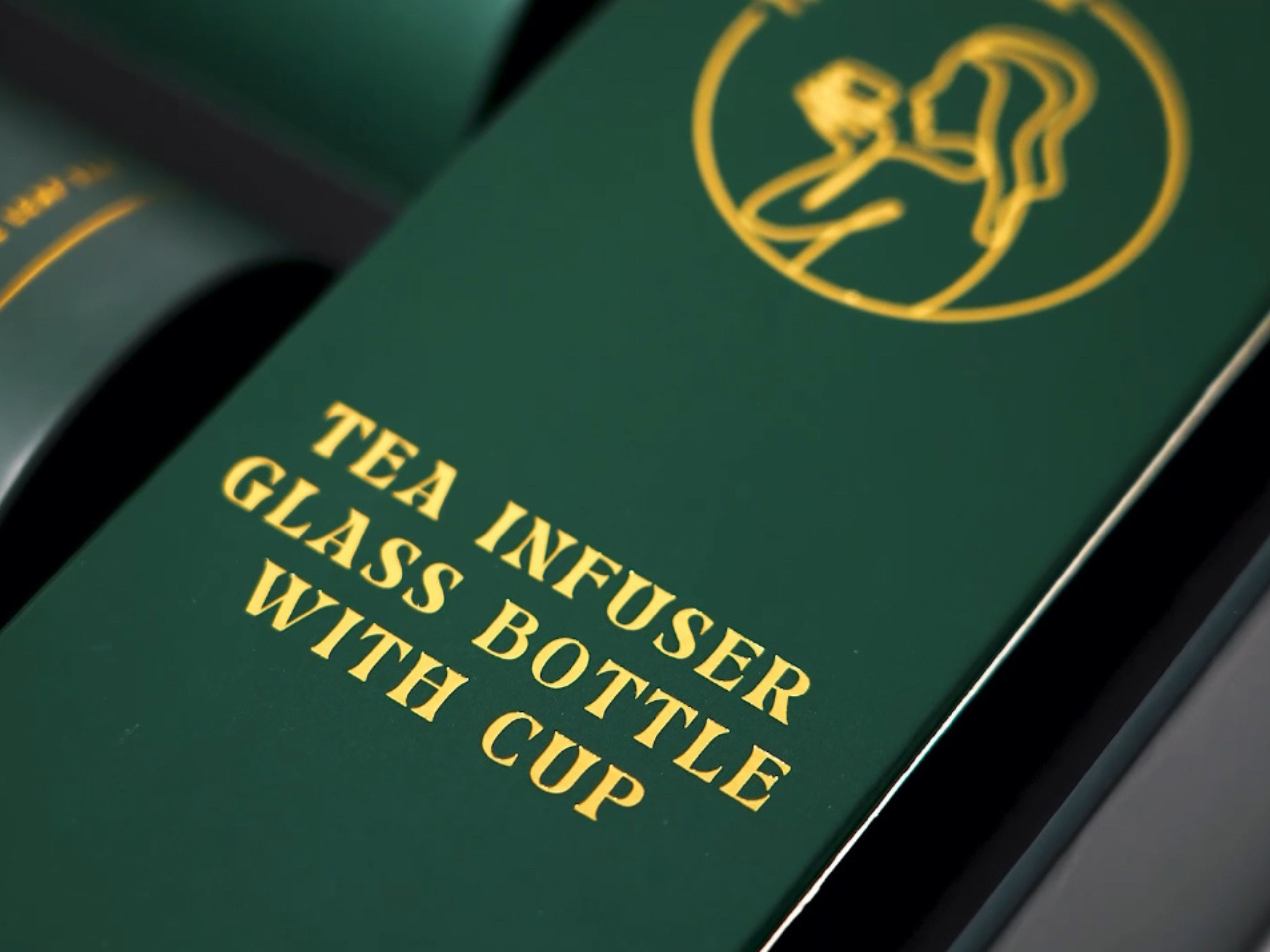 Just Perfect Gift Set – Luxury Tea Gift Box with 3 Loose Leaf Teas & Infuser Bottle